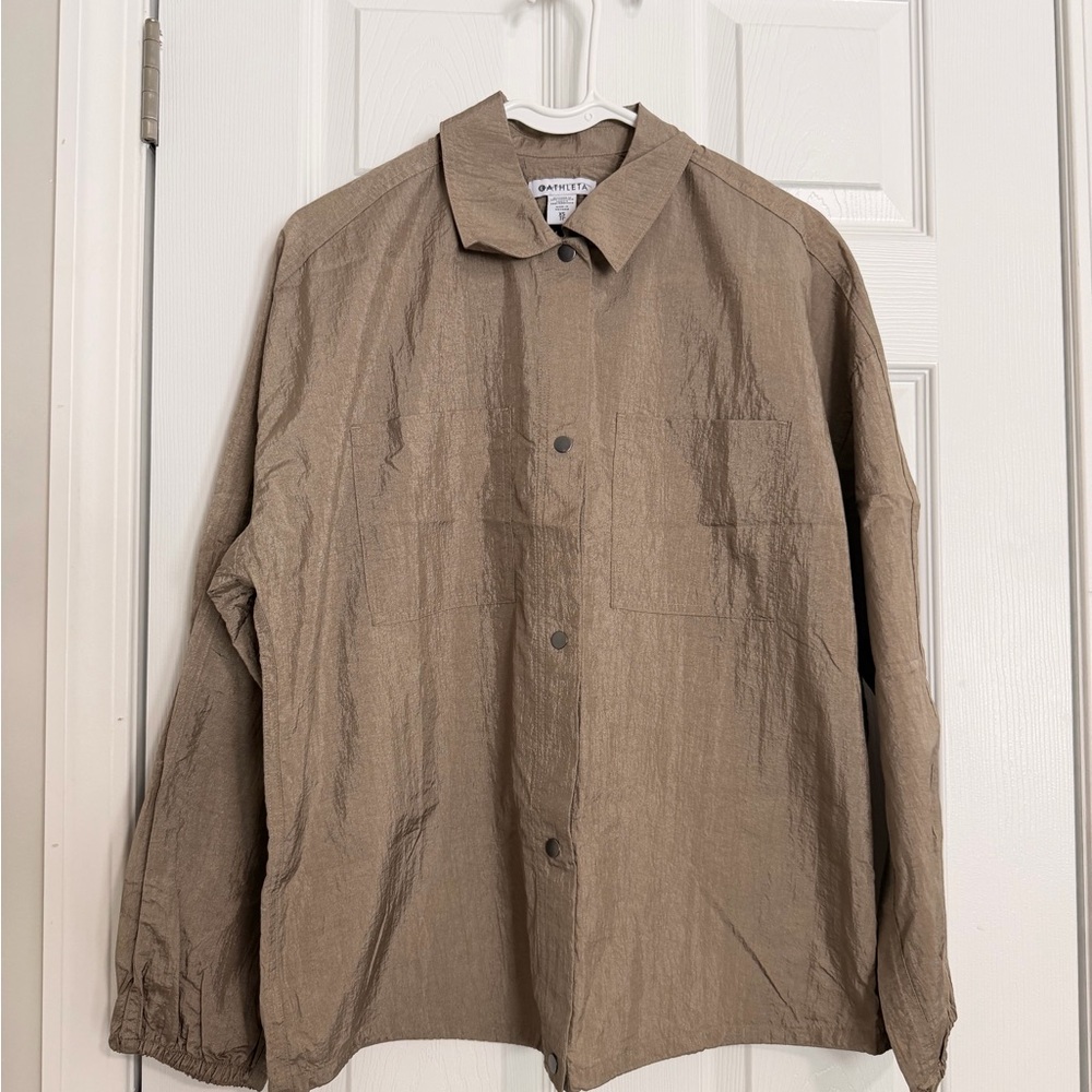 NWOT Athleta Khaki Nylon Windbreaker button up shirt XS Snap Closure Lightweight - Picture 2 of 9